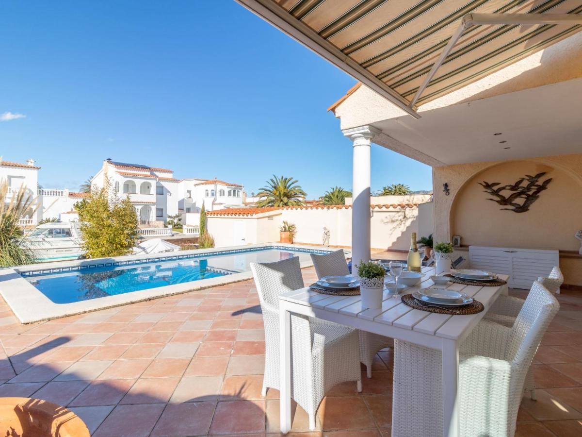 Holiday Home Bonica By Interhome Empuriabrava Esterno foto