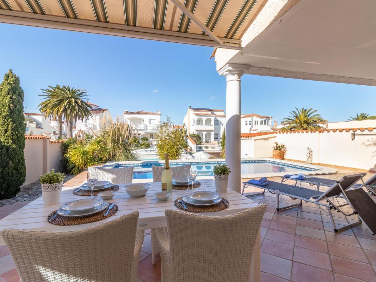 Holiday Home Bonica By Interhome Empuriabrava Esterno foto