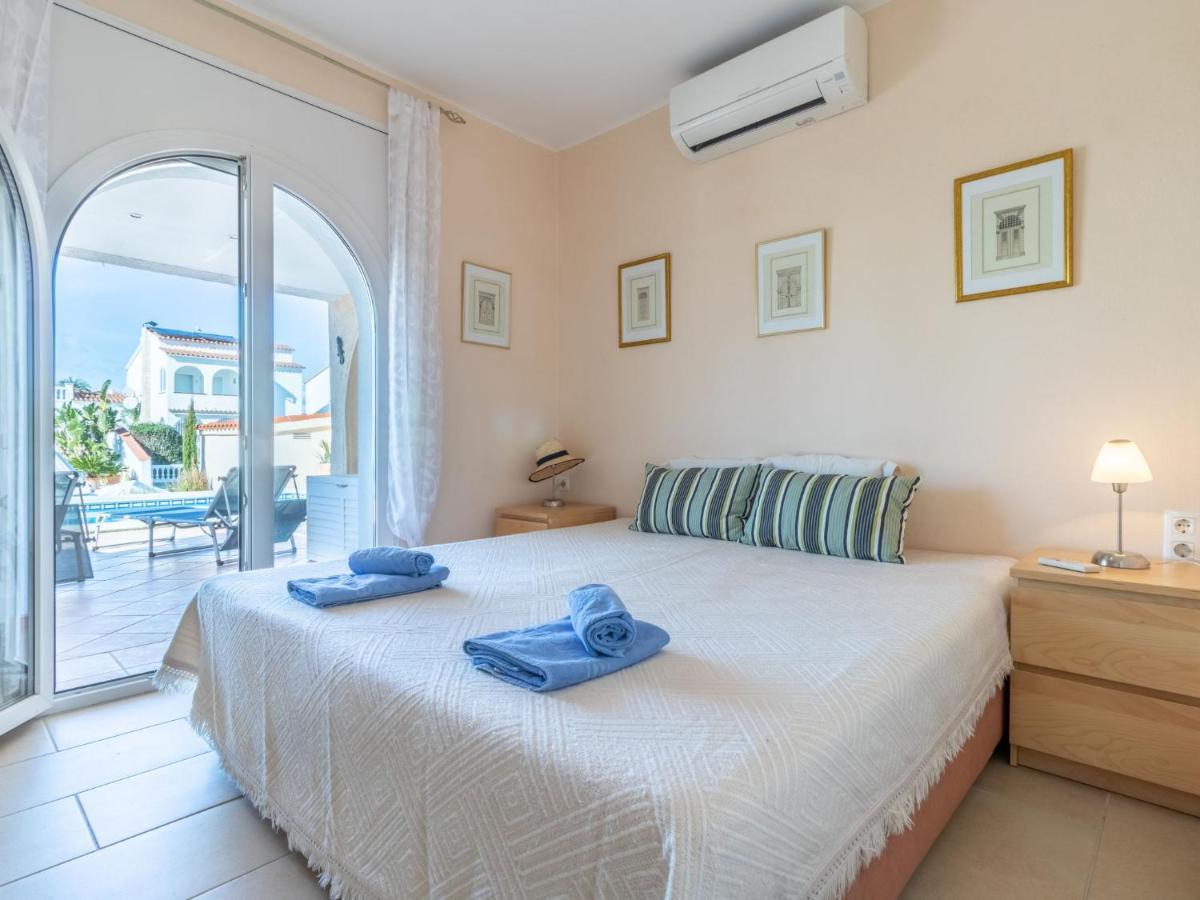 Holiday Home Bonica By Interhome Empuriabrava Esterno foto